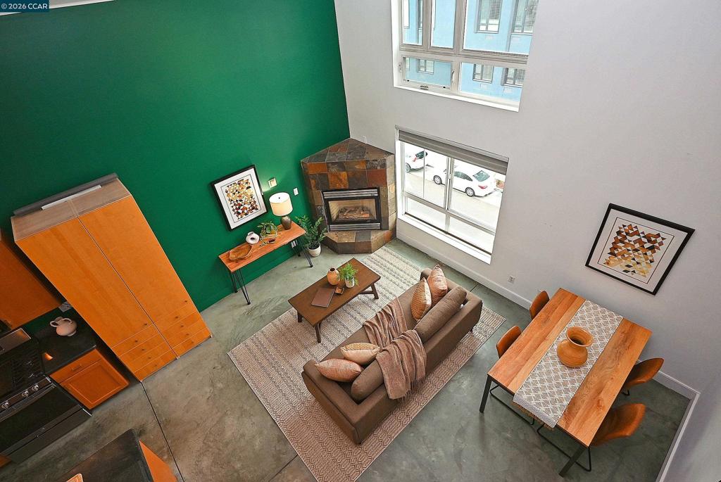 675 675 8Th Street 15