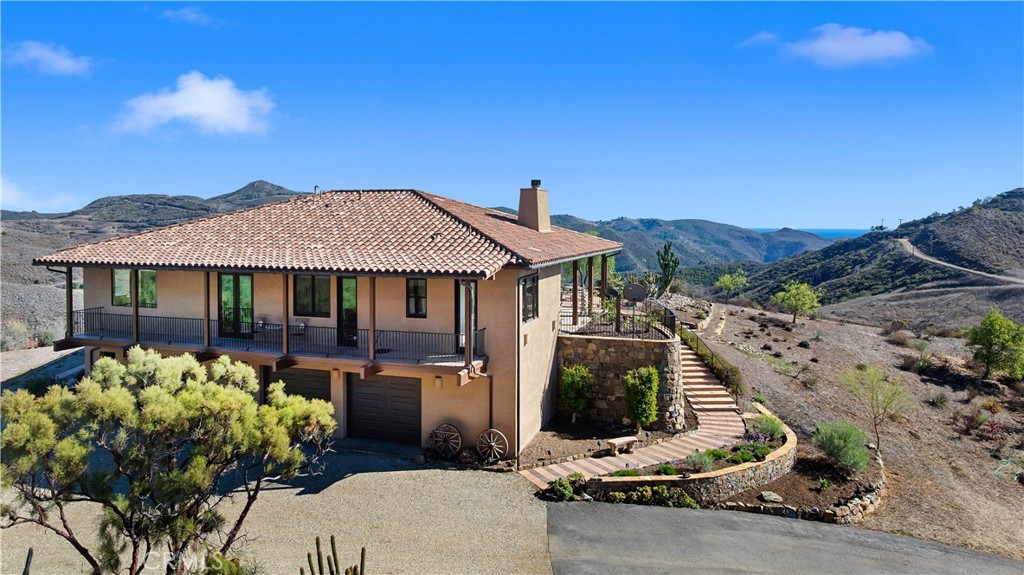 8400 Mipolomol Road