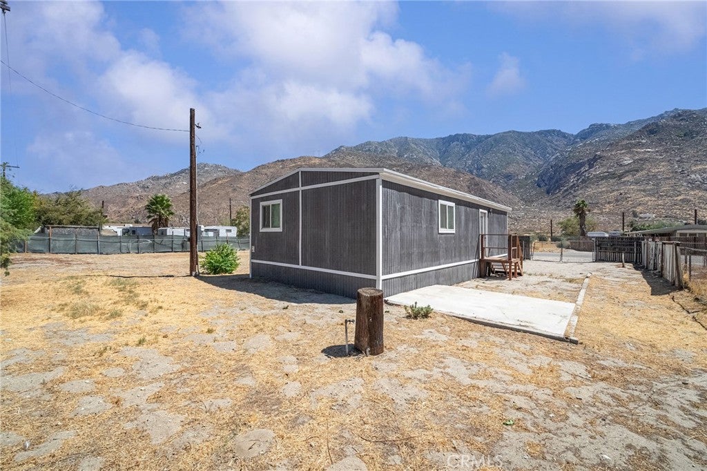 52100 Esperanza Avenue