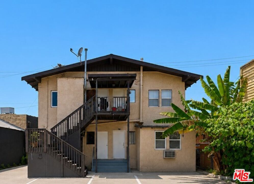 1242 S Kingsley Drive