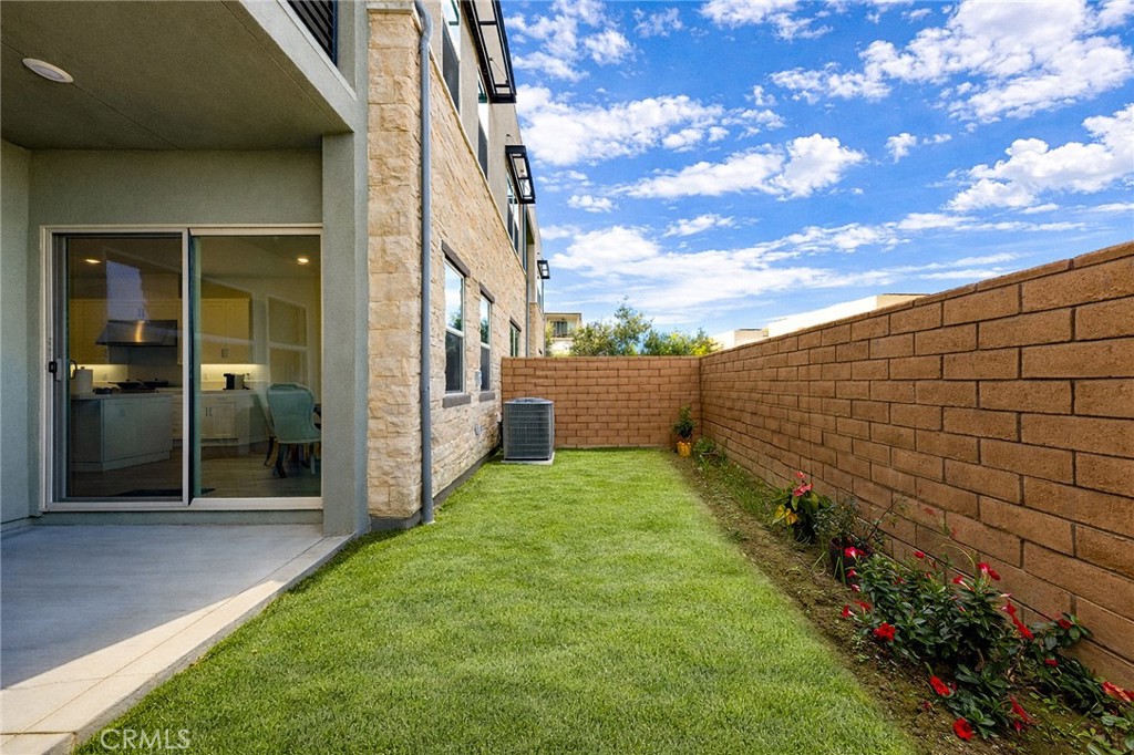 885 Poppy Court