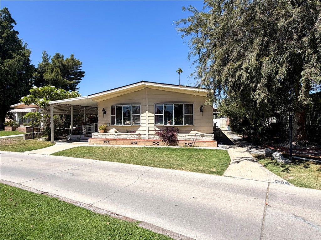 5800 Hamner 401