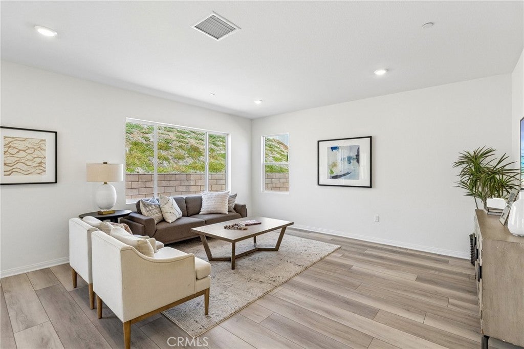 34193 Aspen Alley