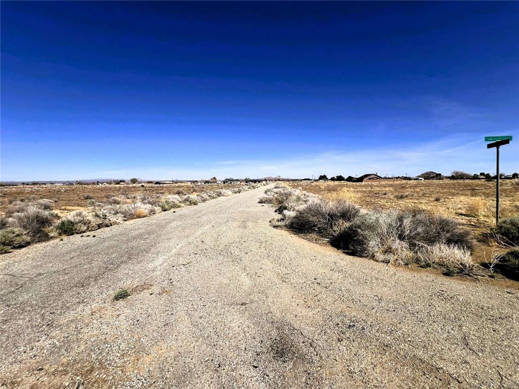 Creative Financing Available.
This is a lot with water and power in area. You can see the neat homes in the neighborhood around this property as well from the pictures.
Utility Information: Water: California City Water Lines In Road Per Map (Buyer To Verify) Wastewater: Would Be Septic (Buyer To Verify) Power: Southern California Edison Lines In Area (Buyer To Verify)