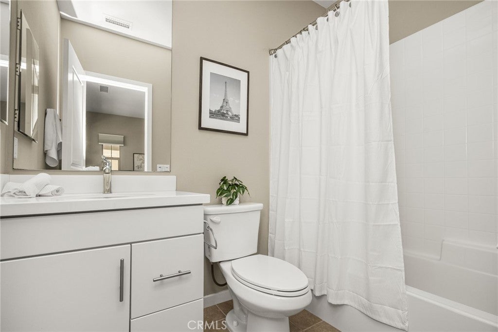 111 Tallowood, Irvine CA 92620 - Photo 40