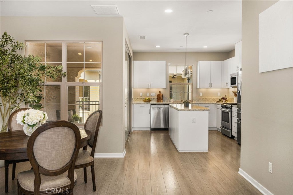 111 Tallowood, Irvine CA 92620 - Photo 16