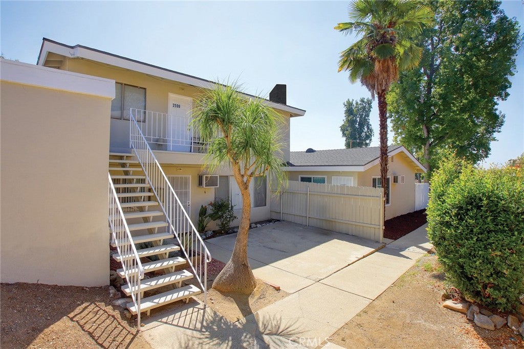 2595 Price Drive
