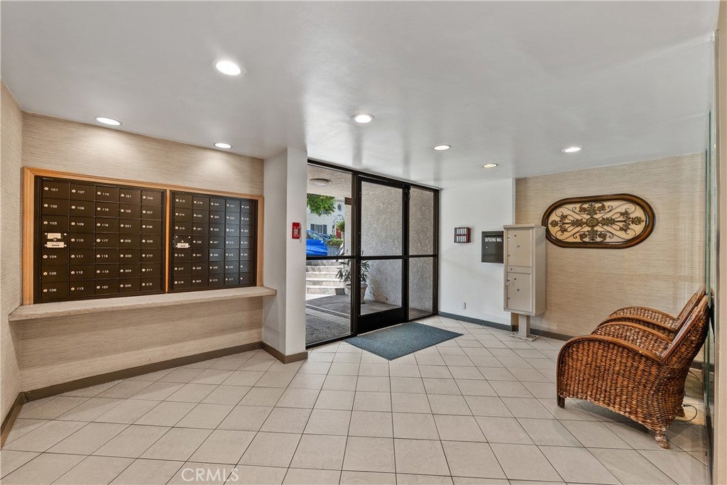 6151 Orange Street 308