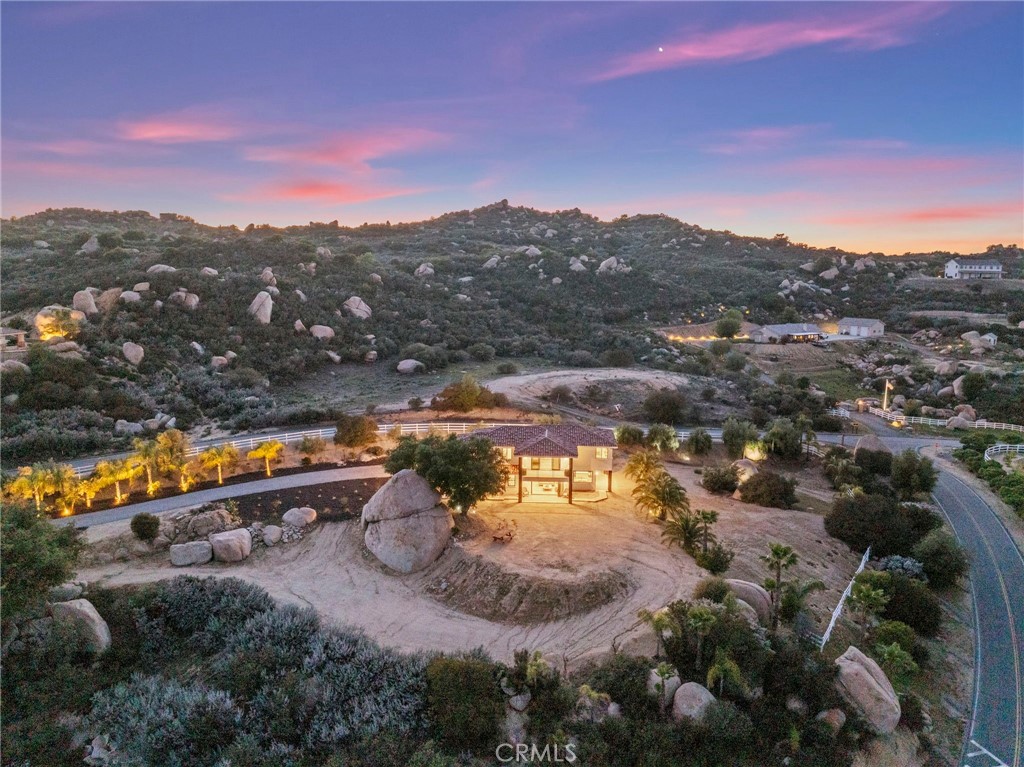 41950 Hacienda Dr
