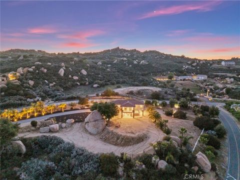 41950 Hacienda Dr Murrieta CA 92562