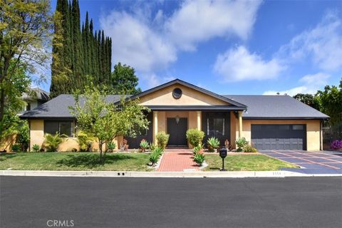 3358 Red Rose Drive Encino CA 91436