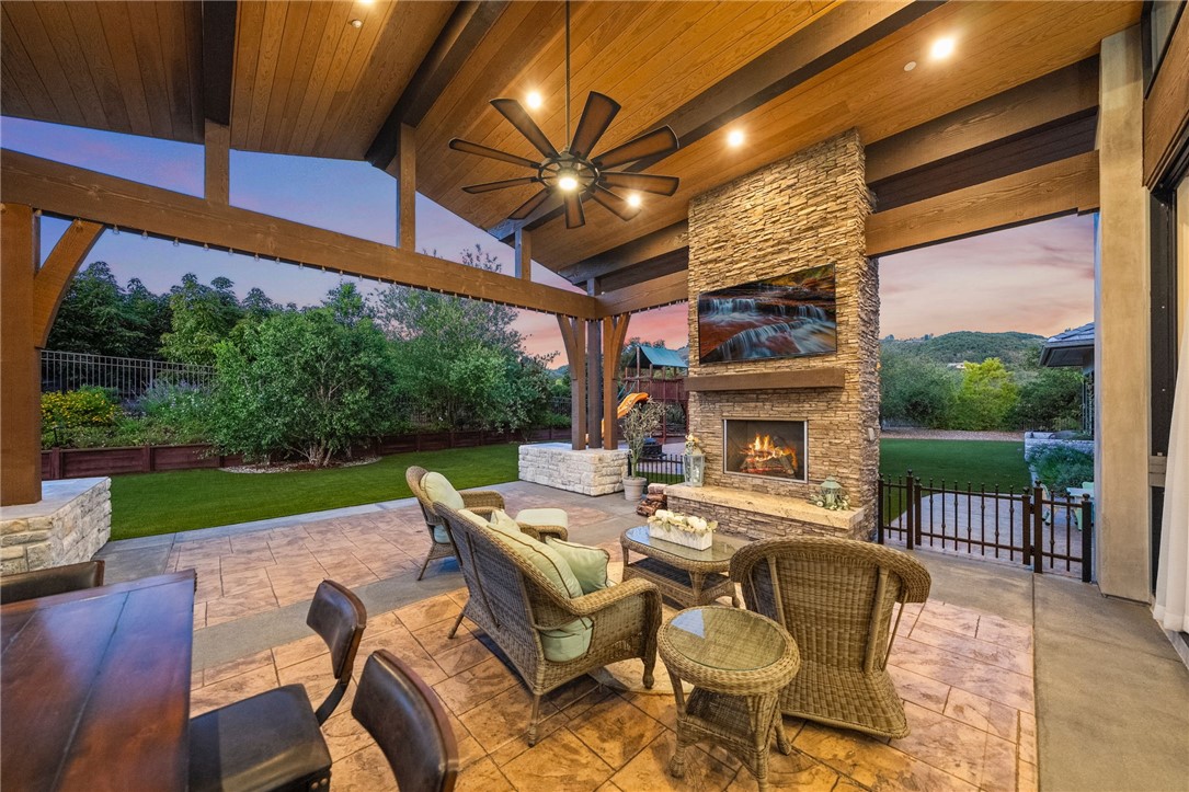 45166 Oak Manor Court
