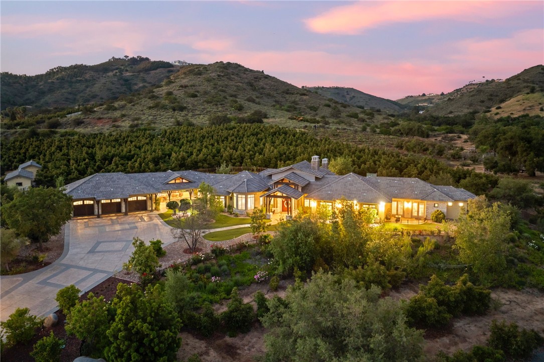 45166 Oak Manor Court