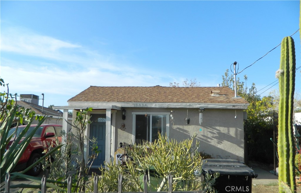 Pacoima home for Sale, this charming house features 3 bedrooms and 2 bathrooms, 1112 square feet, with a detached 1 car garage. Private backyard, central air conditioning & heating, upgraded electrical panel, leased solar panels. The location of this home offers close access to the 5 freeway with connection to the 170, 118 or 210 freeways and public transportation. Conveniently located near schools & shopping.