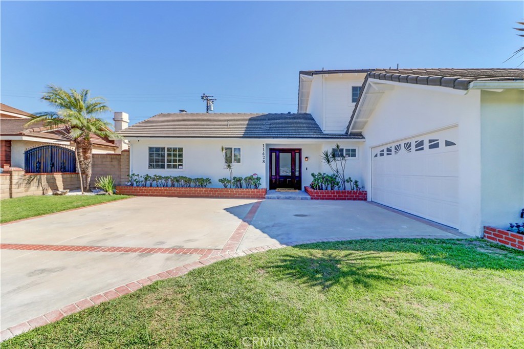 11428 Snowdrop Avenue