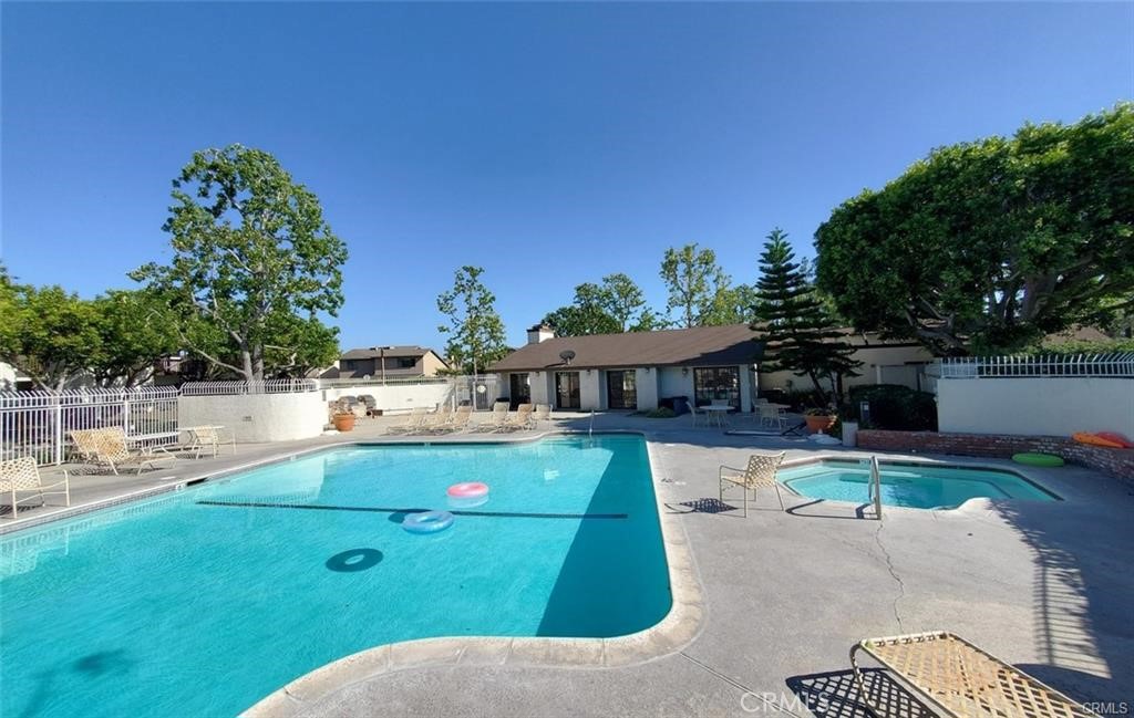 8531 Meadow Brook Avenue 203