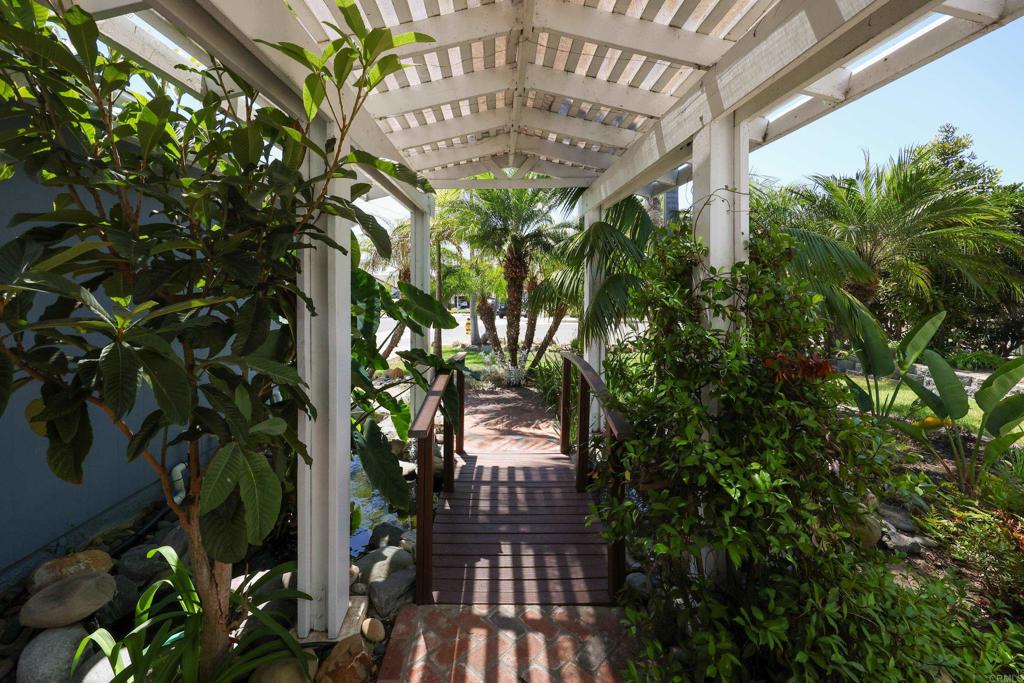 2496 Rudder Rd.