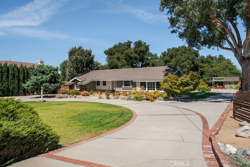 729 S Corrida Drive