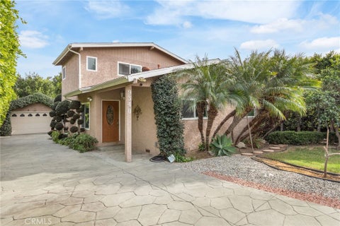 Photo of 9340 Burnet, North Hills, CA 91343 (MLS # SR26166464)