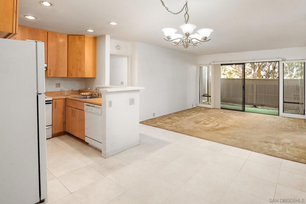 12565 Oaks North Dr 115