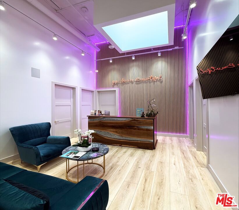 8500 Melrose Avenue 210