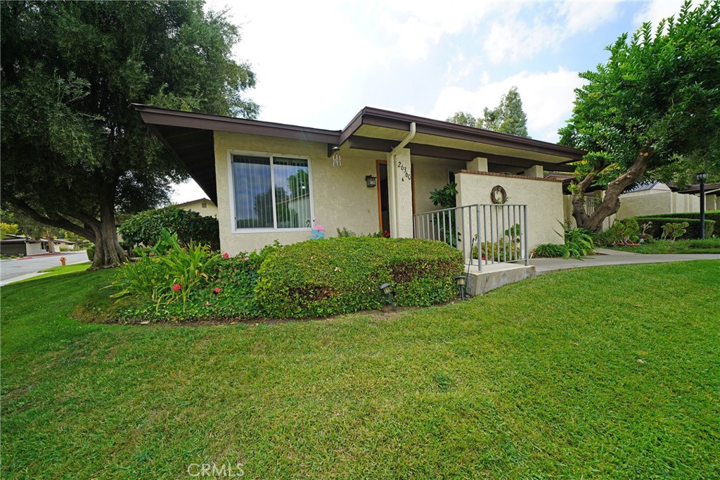 26360 OAKSPUR DR A
