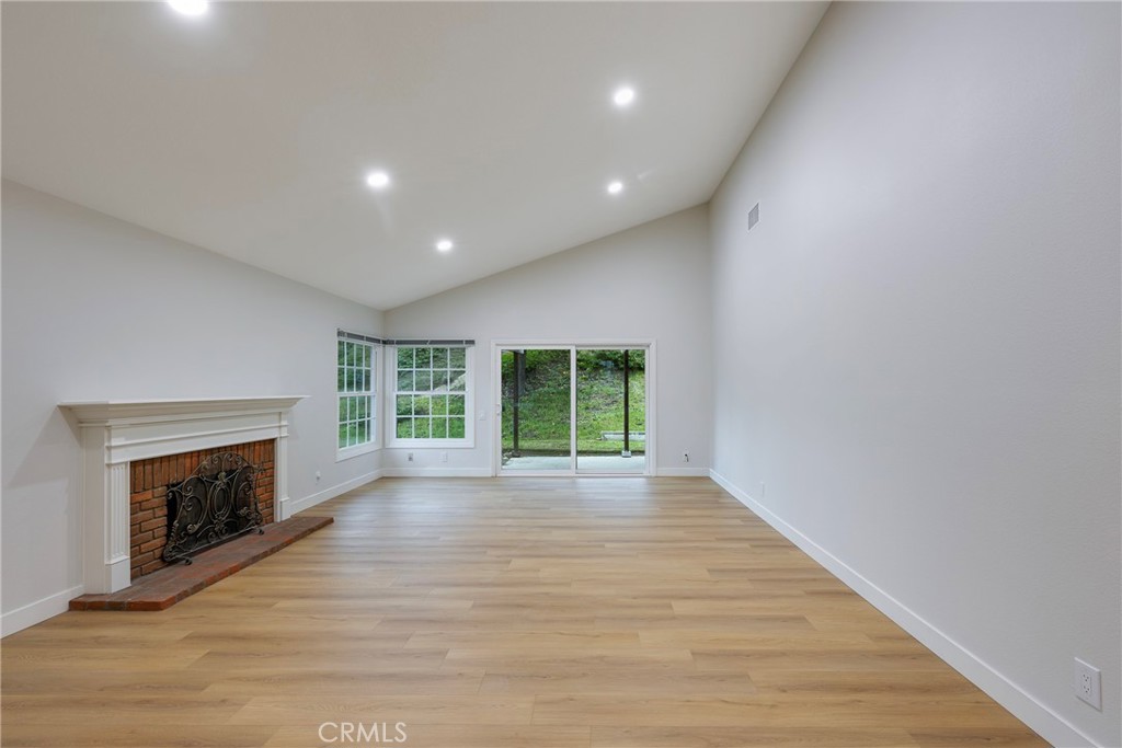 Anaheim Hills Estates (ANHI) - Residential