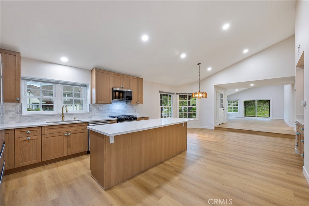 Anaheim Hills Estates (ANHI) - Residential