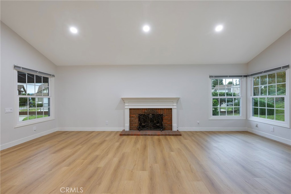 Anaheim Hills Estates (ANHI) - Residential