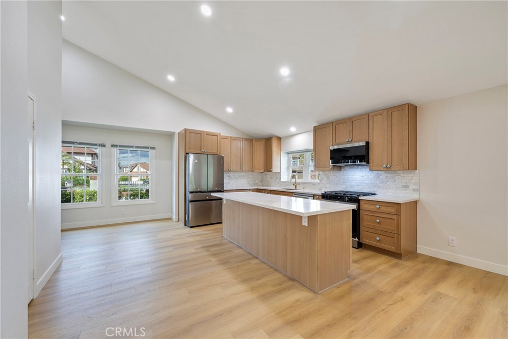 Anaheim Hills Estates (ANHI) - Residential