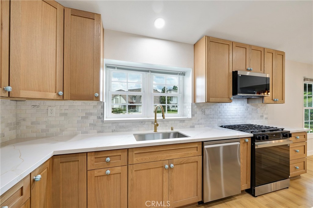 Anaheim Hills Estates (ANHI) - Residential