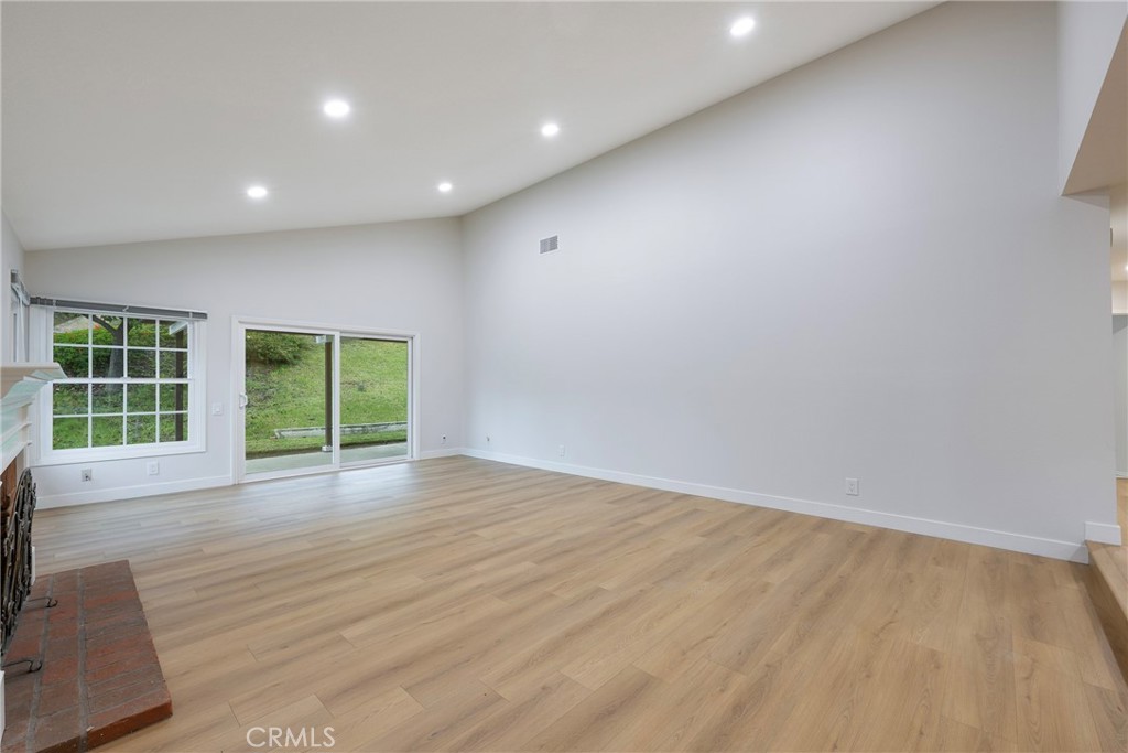 Anaheim Hills Estates (ANHI) - Residential