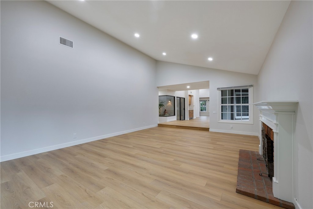 Anaheim Hills Estates (ANHI) - Residential