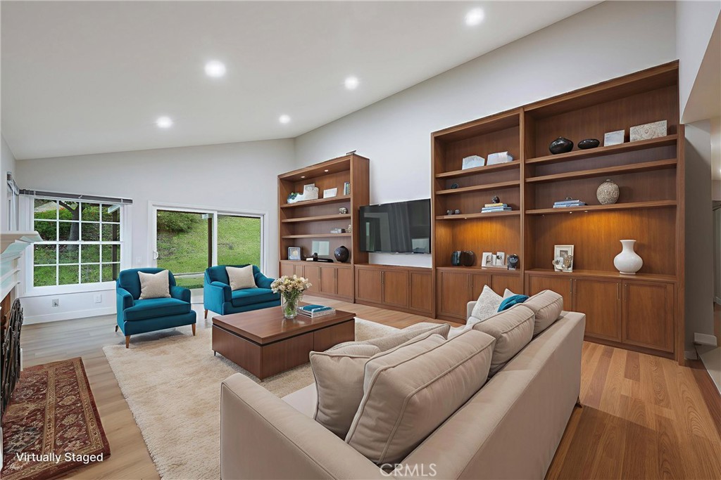 Anaheim Hills Estates (ANHI) - Residential