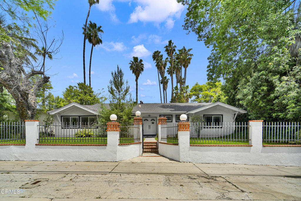5604 Valley Circle Boulevard