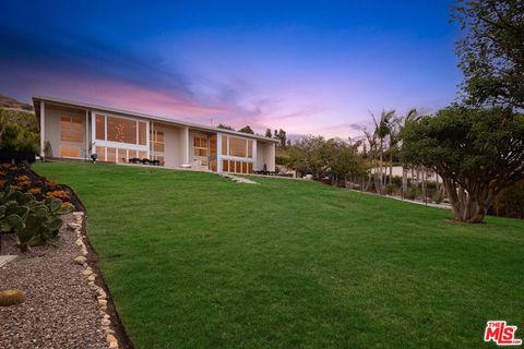 31201 Bailard Road Malibu CA 90265