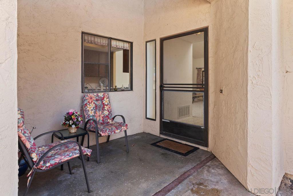1261 Granada Way