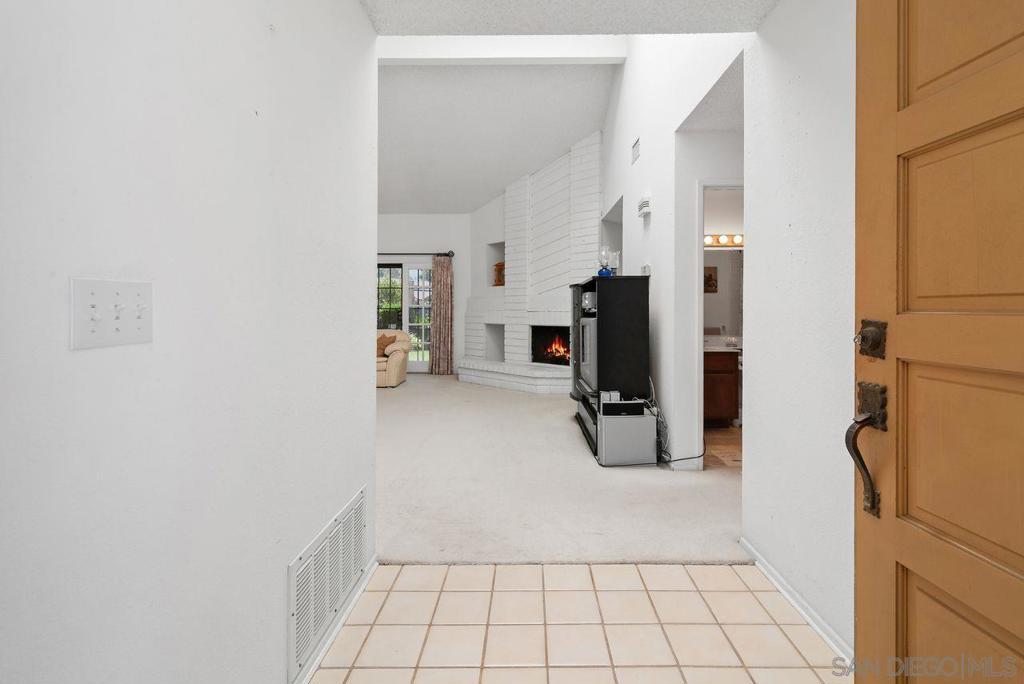 1261 Granada Way