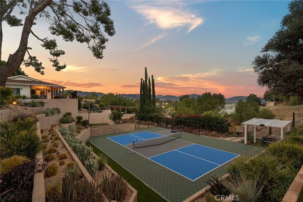 17879 Ridgeway