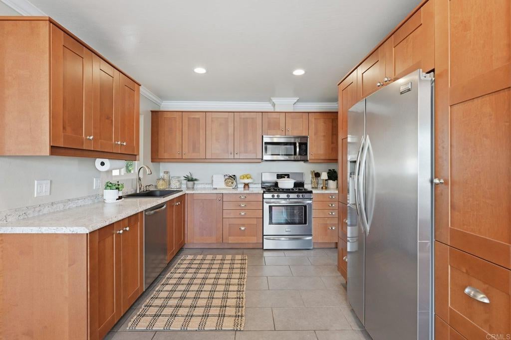 755 Peggy Drive