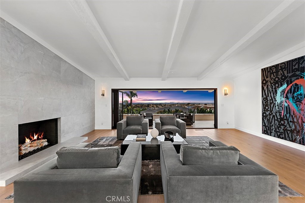 Irvine Terrace (IRVT) - Residential