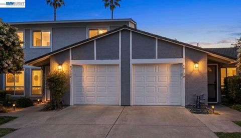 Photo of 40130 Santa Teresa Cmn Cmn, Fremont, CA 94539 (MLS # 41133270)