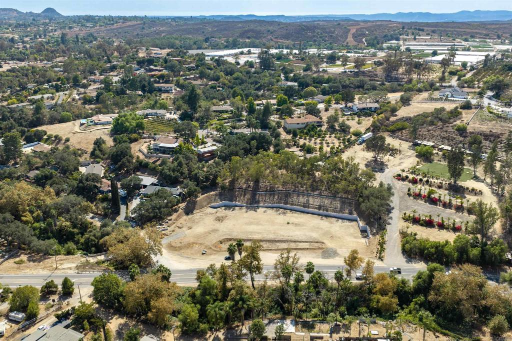 2805 Overland Trail
