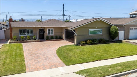 Photo of 5028 Asteria Street, Torrance, CA 90503 (MLS # OC26148900)