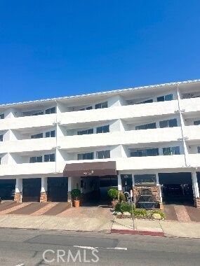 Photo of 100 Cliff Drive #11, Laguna Beach, CA 92651 (MLS # SR26219904)