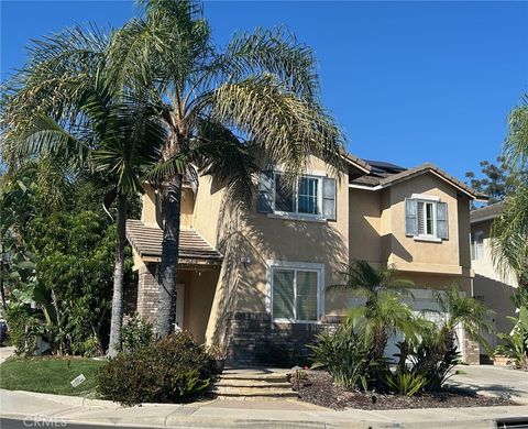 Photo of 17 Windarbor Ln, Irvine, CA 92602 (MLS # OC26102520)