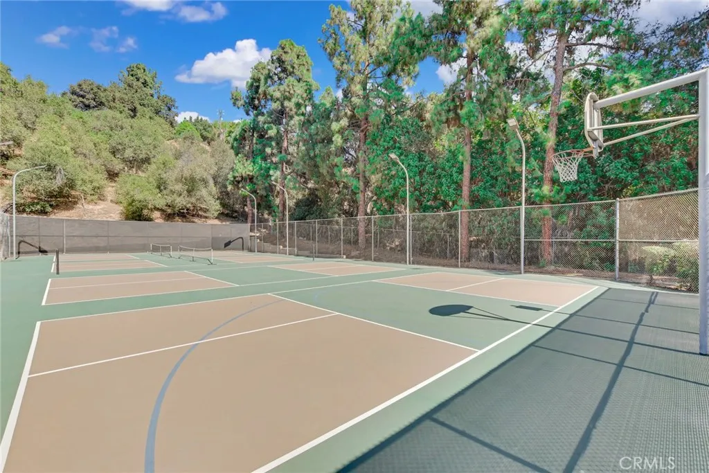 San Dimas, California 91773, United States, 4 Bedrooms Bedrooms, ,3 BathroomsBathrooms,Residential,Active,220290