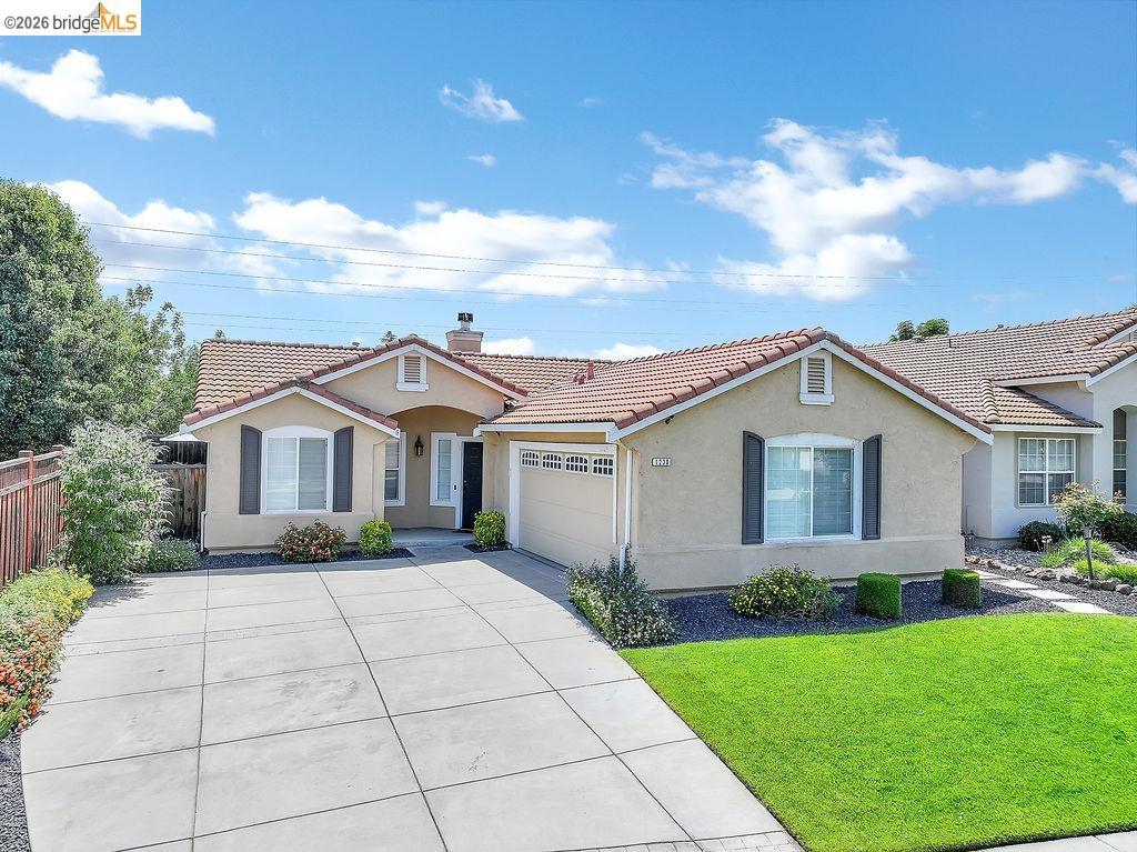 1230 Arlington Way