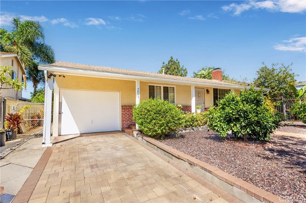 7545 Riverton AVE, Sun Valley CA 91352