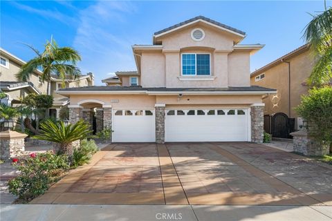 Photo of 20800 Campania Ln, Porter Ranch, CA 91326 (MLS # SR26088288)